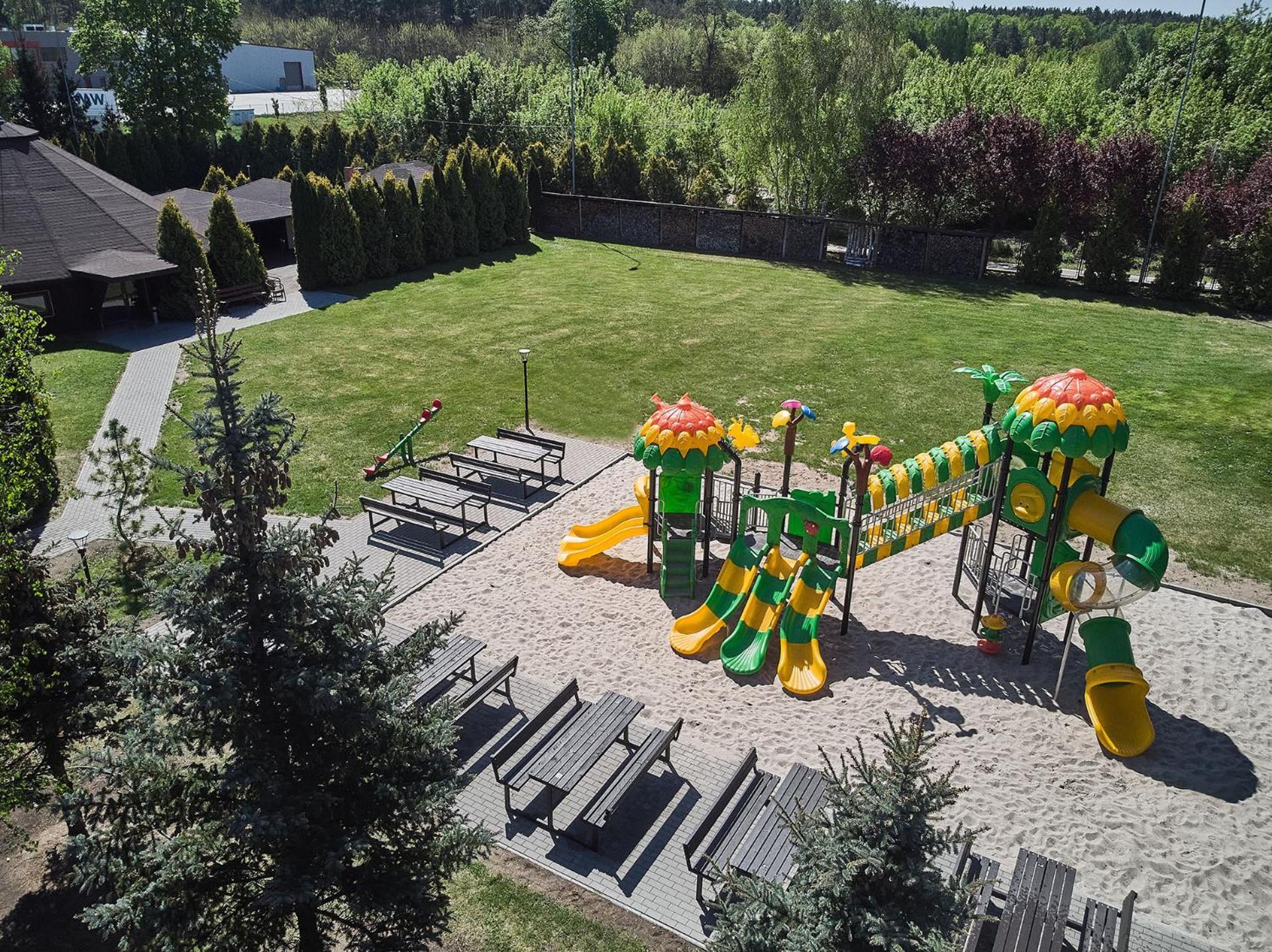Hotel Baranowski Слубице Екстериор снимка