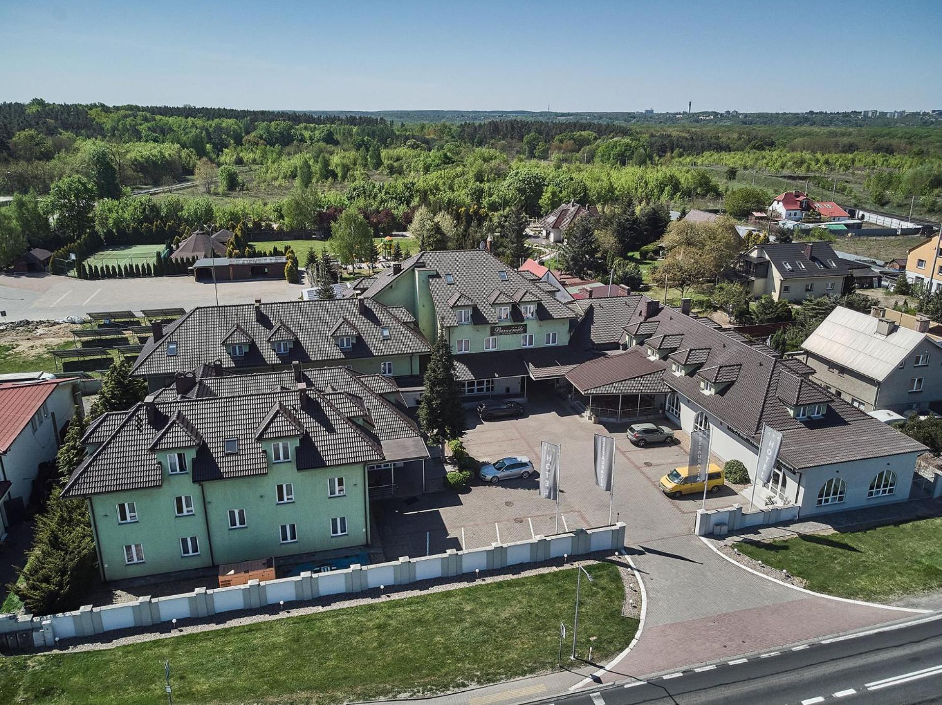 Hotel Baranowski Слубице Екстериор снимка