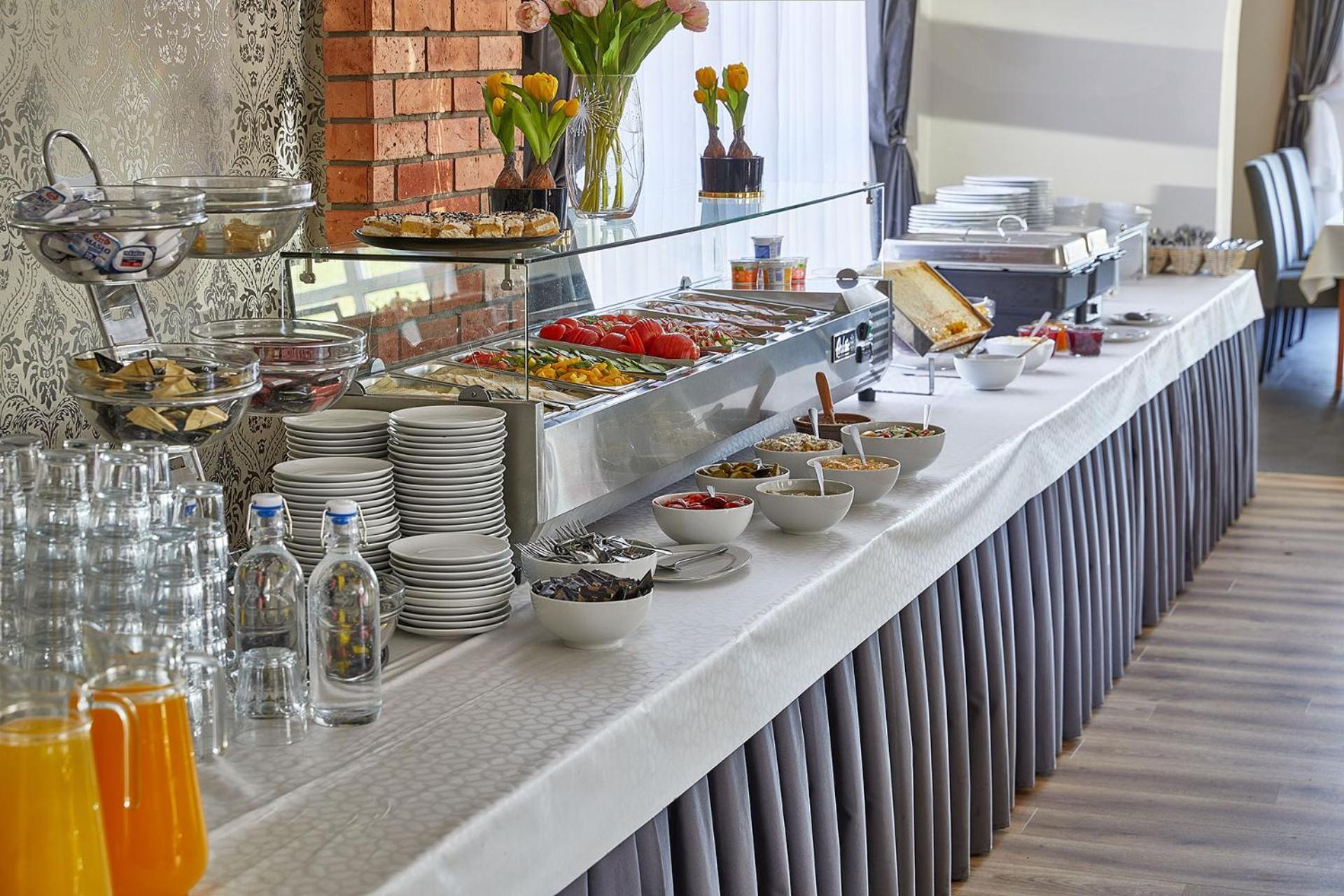 Hotel Baranowski Слубице Екстериор снимка